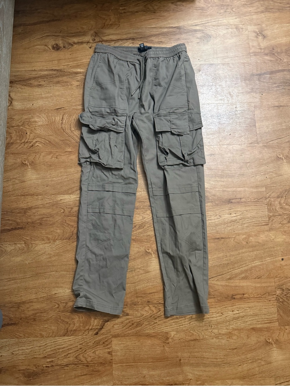 Forever 21 Olive Green Cargo Pants with Drawstring